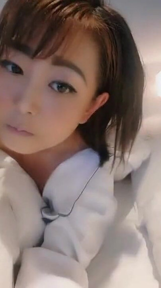 ベッドからのご挨拶