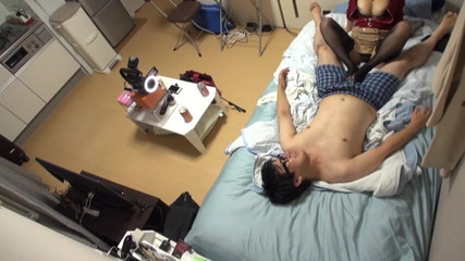 貪欲な美女をレンタル。誘惑を忘れられないゲームに変える準備ができています。