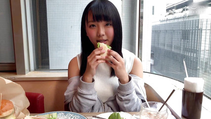 M434g02 ちょっぴり柔らかそうな巨乳美少女とラブラブ 若さ溢れる美少女と美少女