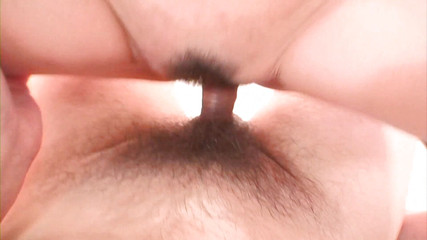 エッチな日本の主婦が足を広げるのに十分なチャット