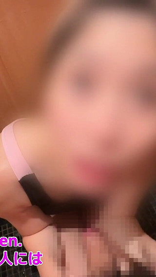 混浴サウナでナンパ。休憩室で喘ぎ声を抑えながら(#383)